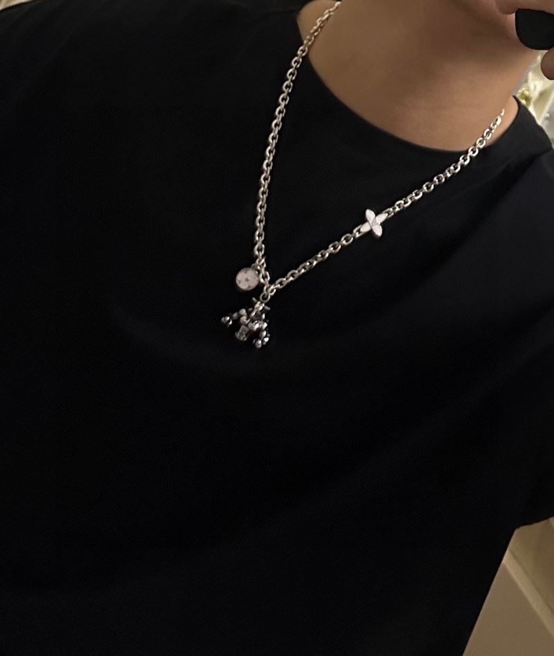 Louis Vuitton Necklaces